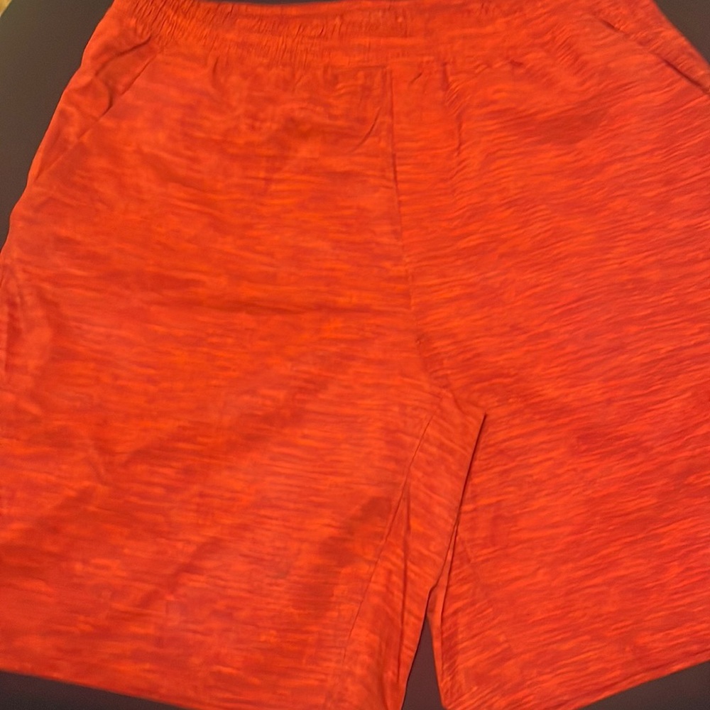 Lululemon short